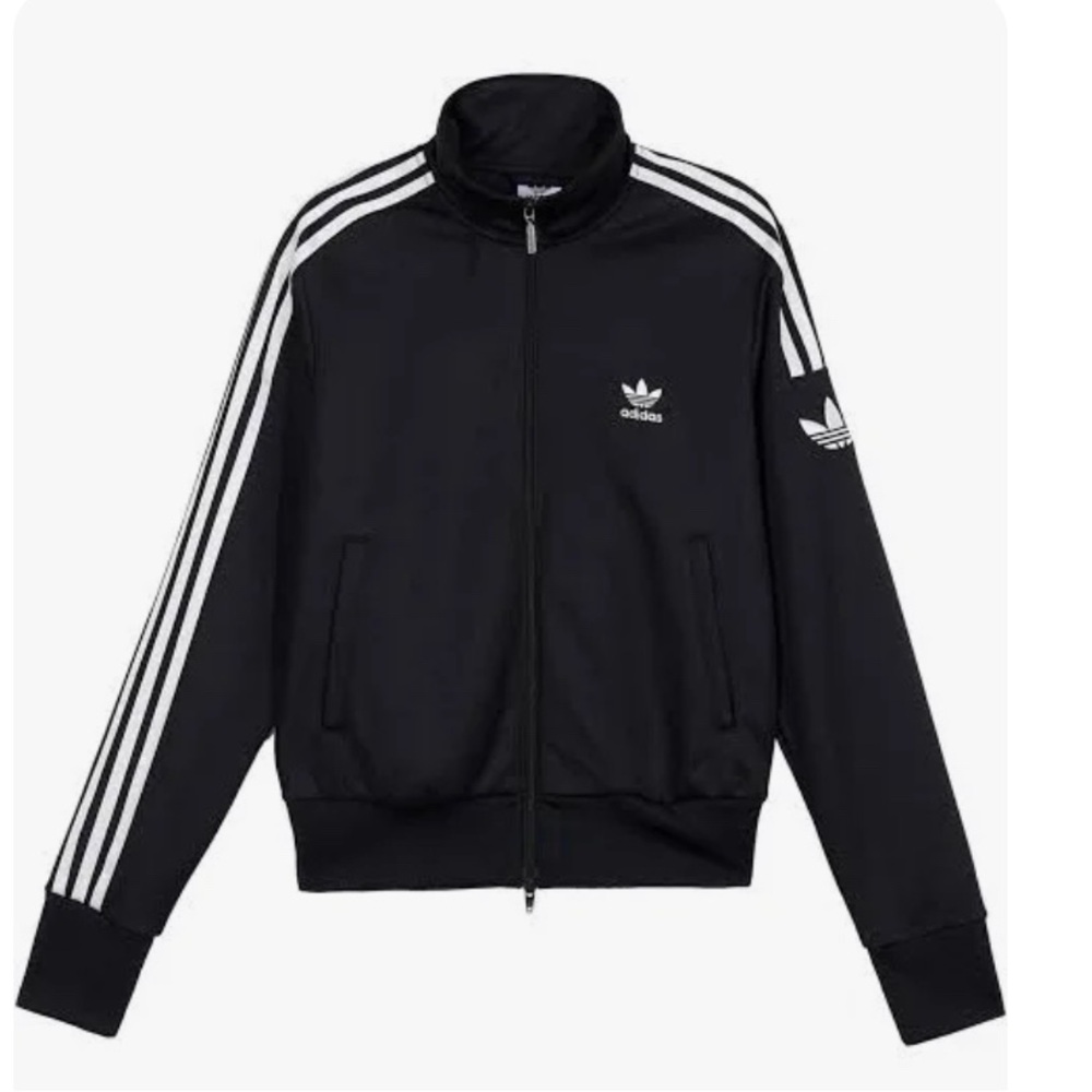 Adidas Women’s Short Puffer Jacket NWOT Size Small